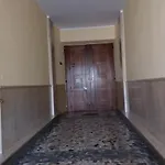 Room 33